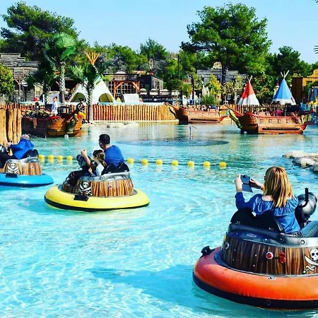 キャンプ場 Lunabay Biograd Mobile *