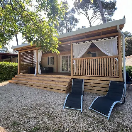 Κάμπινγκ Lunabay Biograd Mobile