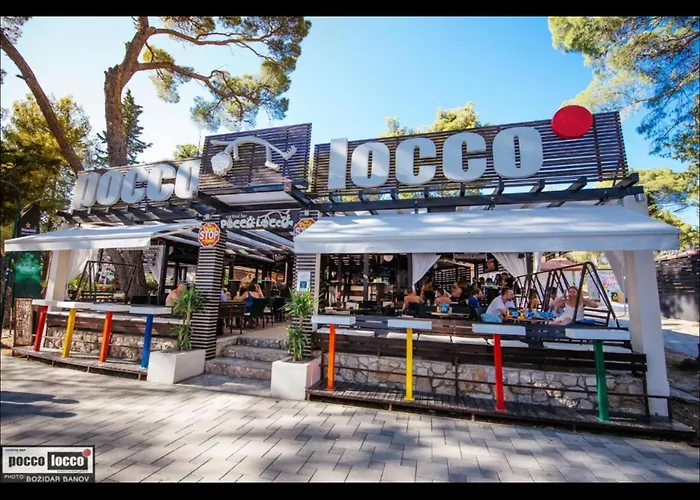 Lunabay Biograd Mobile אתר קמפינג *